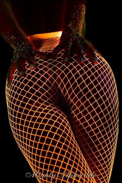 BodyGlow Photo Shoots, Art Nude Body Paint Portraits, UV